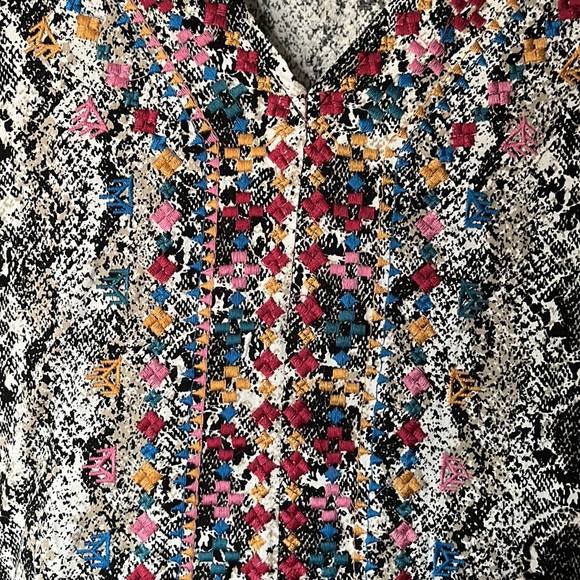 Bell sleeve top - Picture 2 of 4